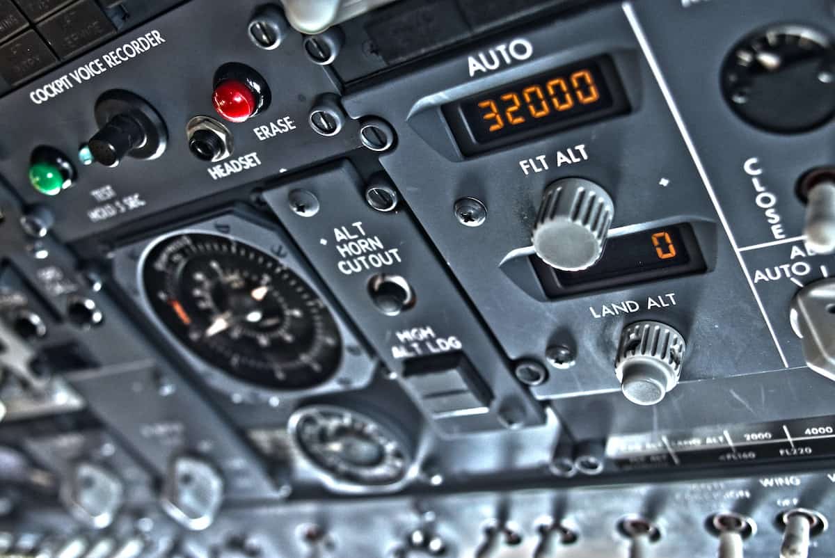 Operator Console for Aircraft